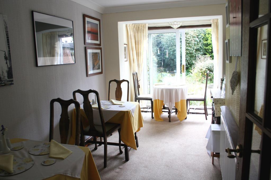Mere Cottage B & B Alsager Exterior photo