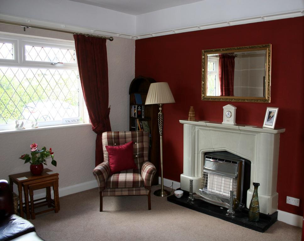 Mere Cottage B & B Alsager Exterior photo